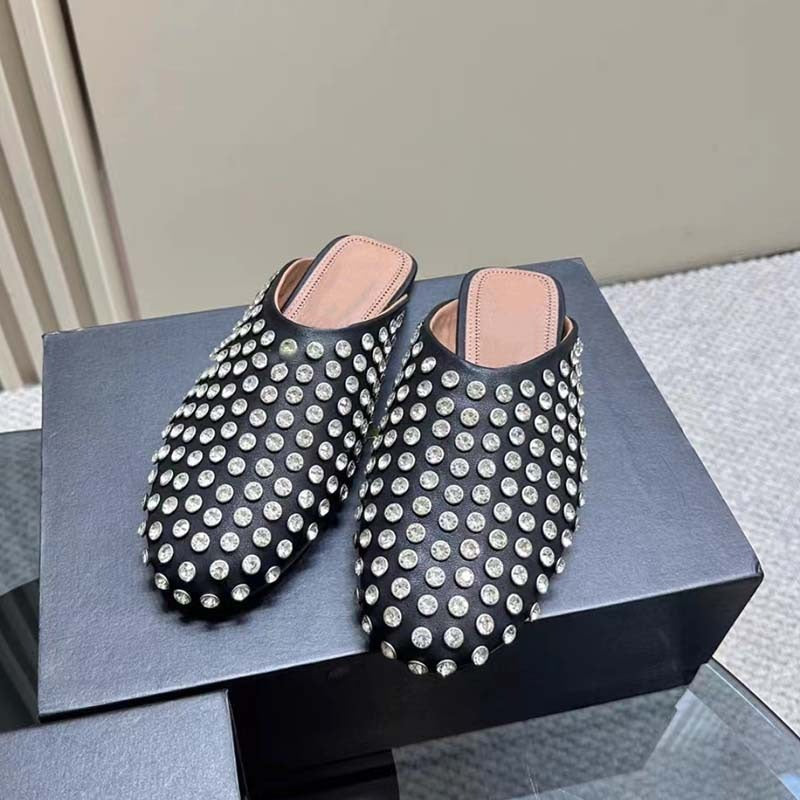 Fashionable rhinestone rivet wrapped head sandals for women