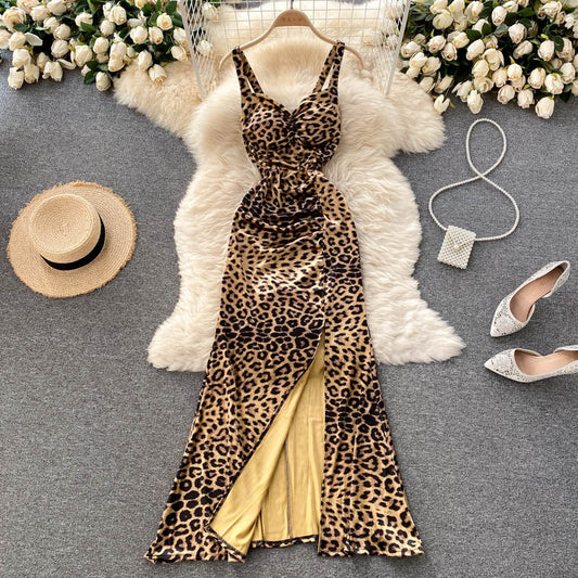 Dress Summer New Retro Leopard Print Sexy V-Neck Scheming Pleated Slim Long Slit Suspender Skirt